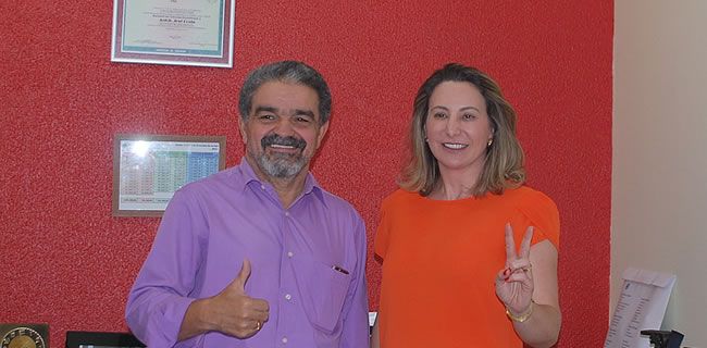 Jaqueline Cassol reafirma compromisso com pré-candidatos a estadual durante visita na ALE-RO