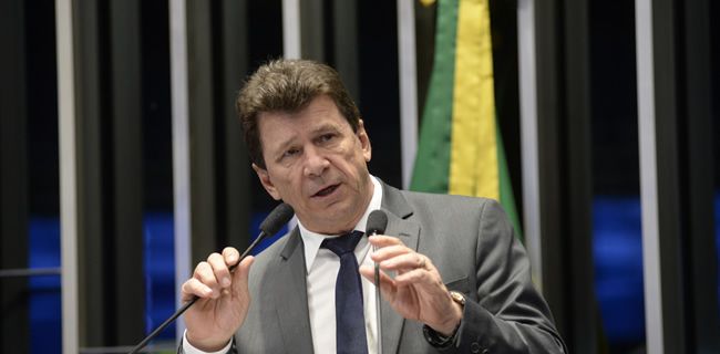 Ivo Cassol denuncia irregularidades em licitações na Secretaria de educação de Rondônia