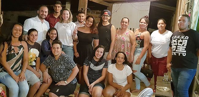 Reunida com moradoras, Jaqueline Cassol incentiva união da classe feminina