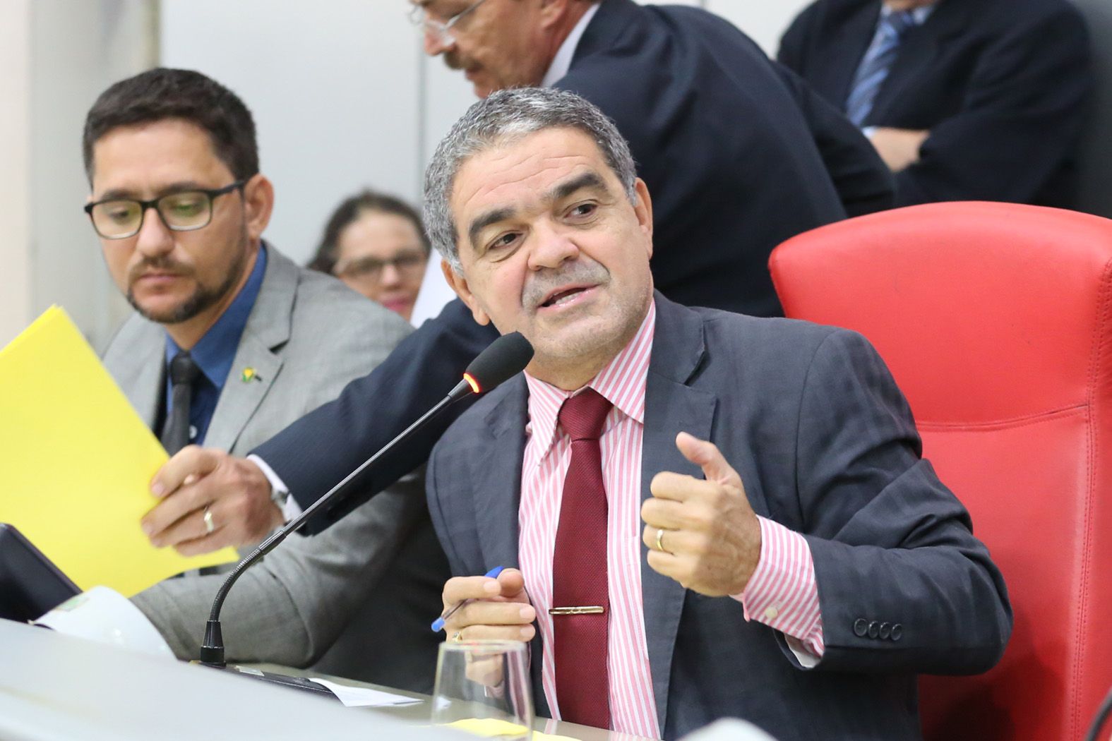 Aélcio da TV indica ao Executivo a necessidade de recuperação da RO 460 - noticias - progressistas rondonia