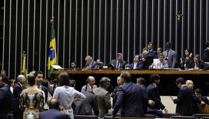 MUDANÇA: Câmara aprova regras sobre estrutura das lideranças partidárias
