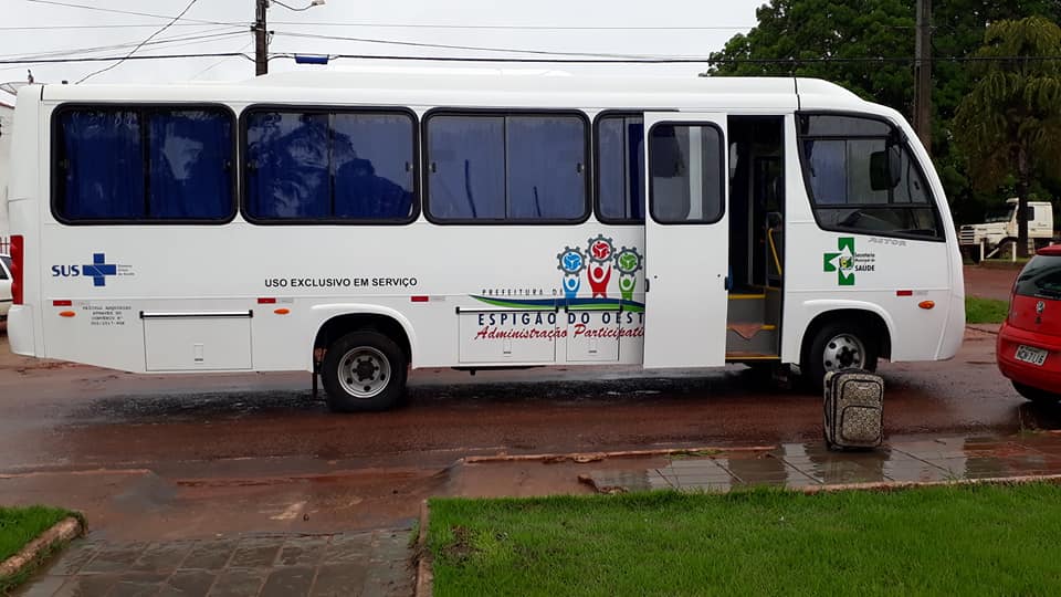 ESPIGÃO: Prefeitura compra ônibus novo para atender pacientes