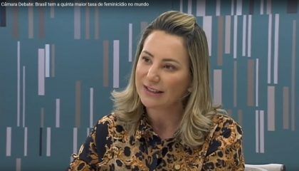 Deputada Jaqueline Cassol debate sobre as altas taxas de feminicídio do Brasil