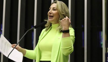 Deputada federal Jaqueline Cassol defende reforma igualitária na previdência