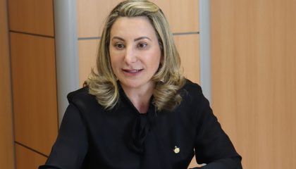 Projeto de lei de Jaqueline Cassol garante trabalho às mulheres vítimas de violência doméstica e familiar