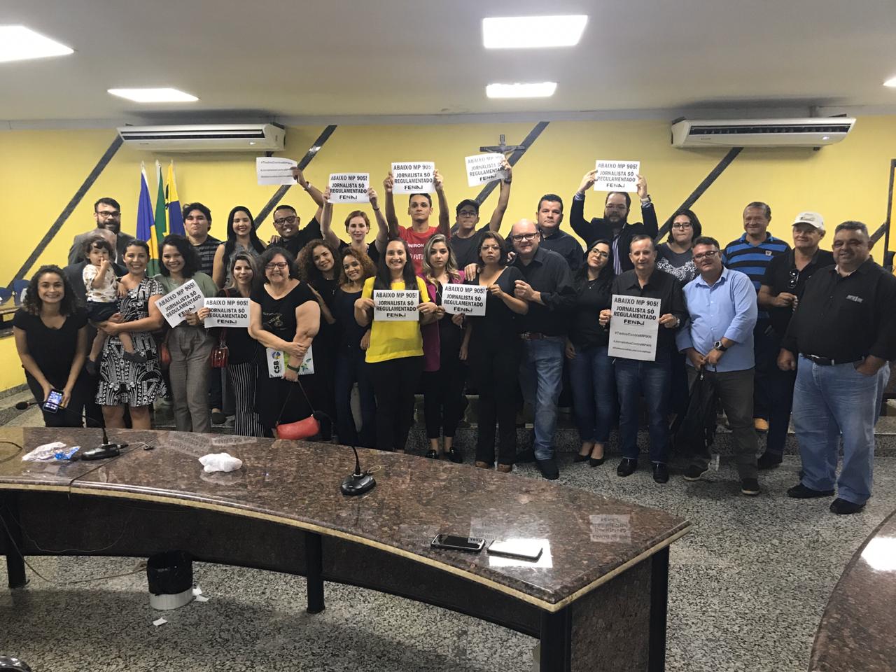 Cristiane Lopes e Sinjor realizam evento sobre medida que extingue registro profissional - noticias - progressistas rondonia