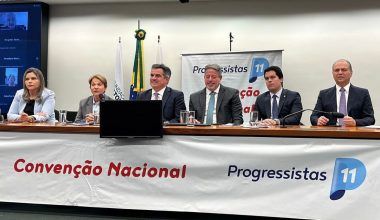 Senador Ciro Nogueira segue como presidente do PP Nacional